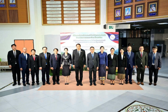 Laos, Thailand strengthen cooperation on natural resources and environment